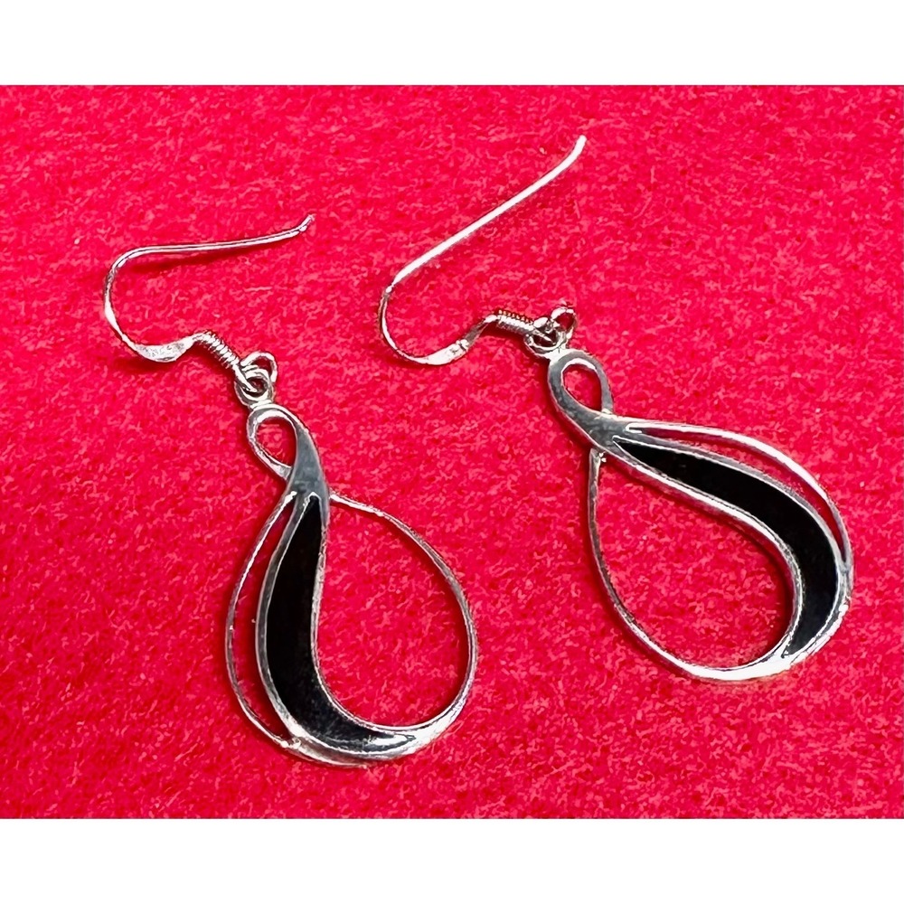 Signed TH 925 Sterling Silver Black Inlay Teardrop Dangle Earrings